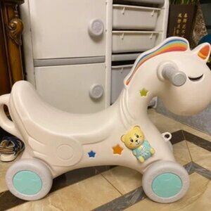 A yo-yo for children rocking horses